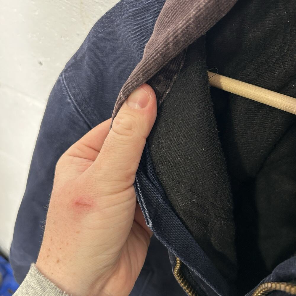 Vintage Carhartt Santa Fe Jacket “Midnight Blue” J14 MDT - Picture 11 of 12